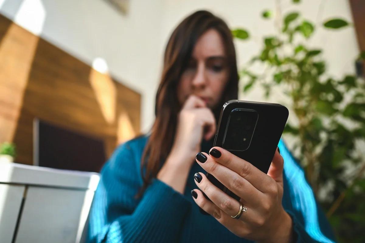 Scammers targeting young jobseekers