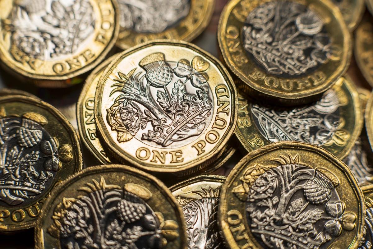 1 in 3 teens ‘don’t feel confident managing their money in the future’